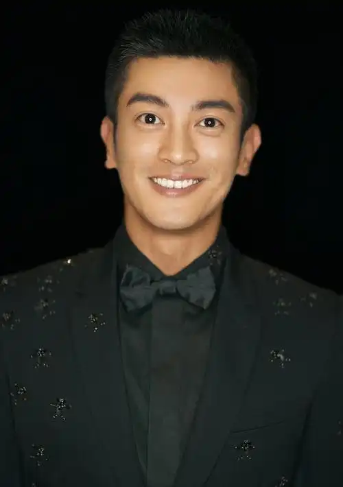 眼睛大的男星只服这5位比女明星化了眼妆还大像开了大眼特效