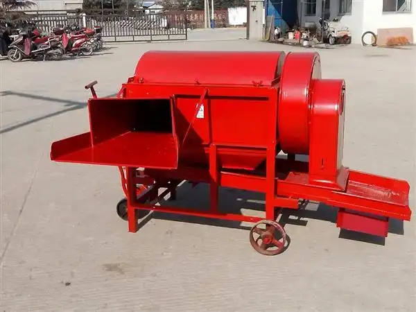 6型号履带式水稻收割机