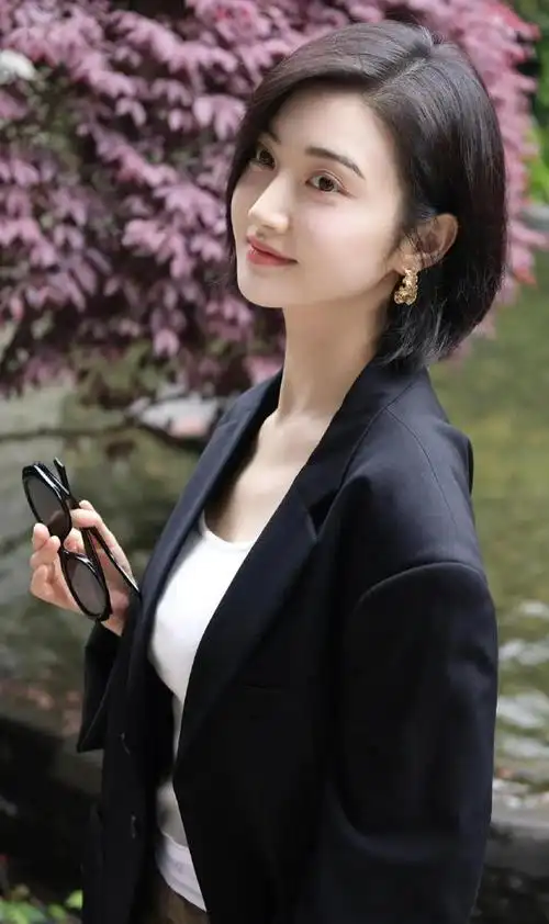 景甜最新物料,大甜甜好美好美呀!