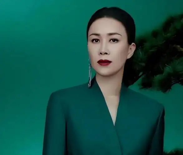 回顾那英:被前任欺骗感情未婚先孕,如今和儿子被孟桐