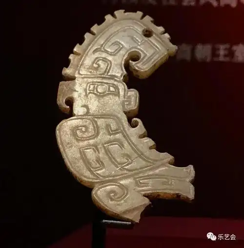 商代妇好墓出土鸟形玉器大全