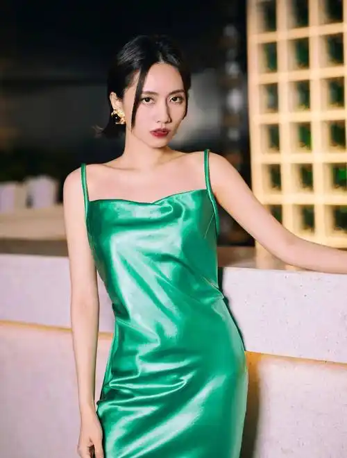 "宝藏女孩""最美快女"- 刘惜君