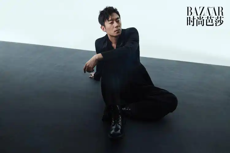 朱亚文芭莎破壁大片释出打破局限与灵魂深入对话