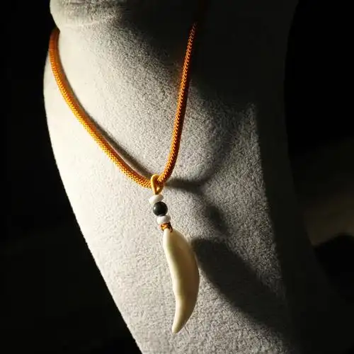 天然黑狗牙藏獒牙吊坠项链男士黑曜石狼牙造型牙齿男女情侣款一对