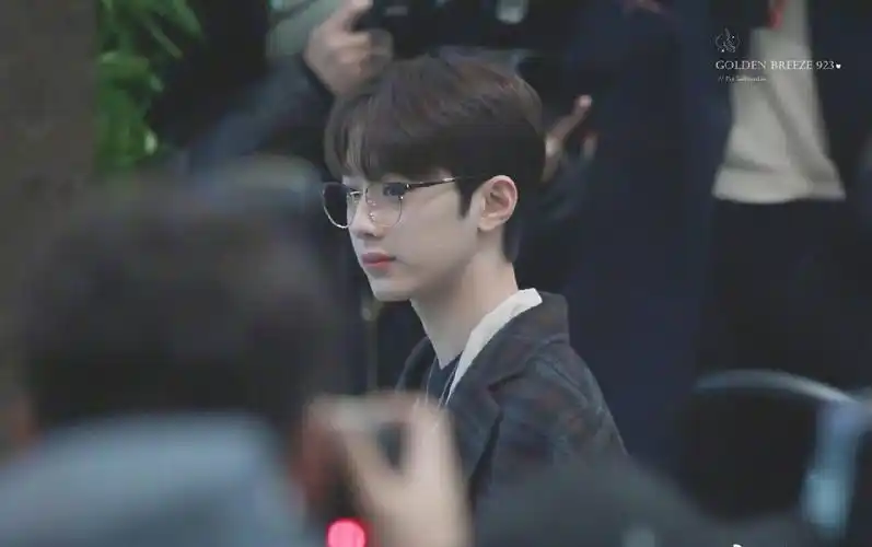 赖冠霖wanna one city 粗剪