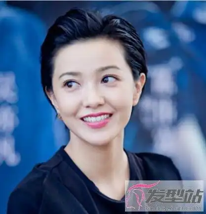 女生背头短发设计 干练洒脱比男生还帅