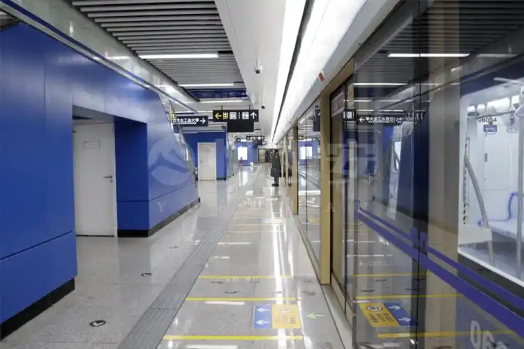 试乘西安地铁6号线一百张美图一站一世界