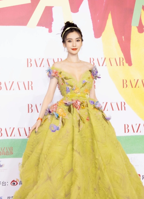 芭莎慈善夜竟然这么卷?女明星几乎人均一件高定!