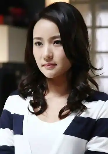 曾真角色介绍_青瓷演员表曾真_电视剧_吉剧网