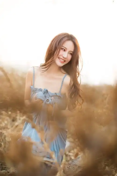 邱璐璠最新写真曝光