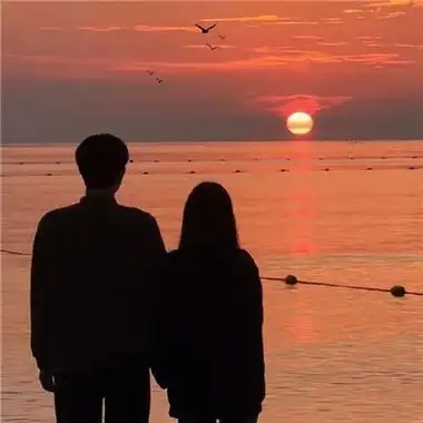 复古风必备的双人秀恩爱情头 唯美又气质超宠溺的情头_情侣头像_美头