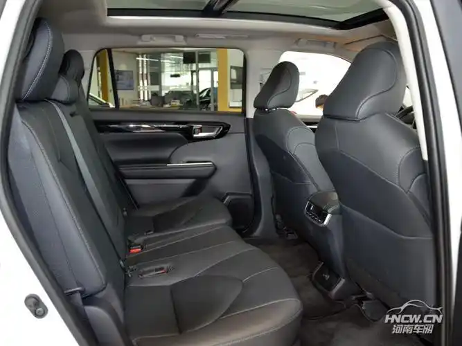 2022款 广汽丰田汉兰达 内饰
