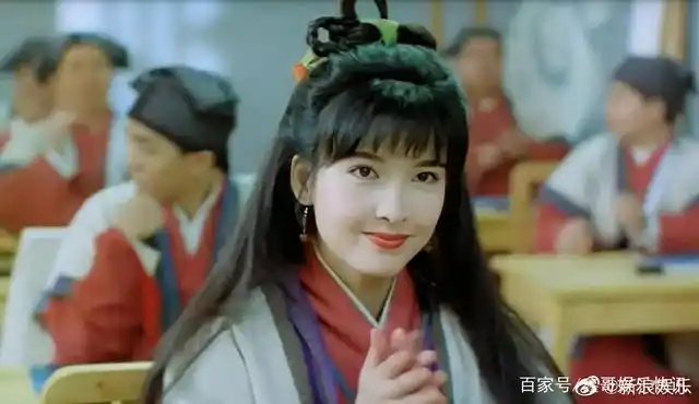 1994年周慧敏古装剧照,性格古灵精怪,粉雕玉琢七窍玲珑