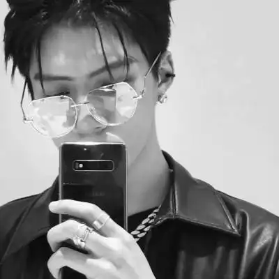 黑白头像 男 霸气 帅气