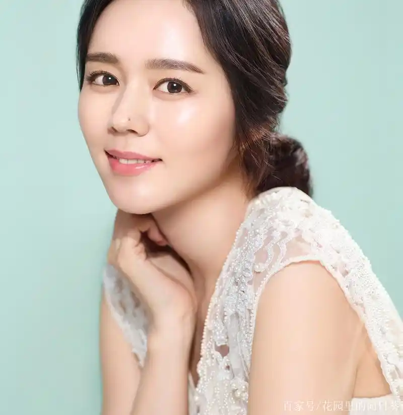 演技不俗,颜值担当的韩国女艺人—韩佳人