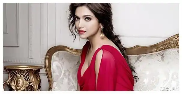 世界30位最美女神,引人注目,令人惊叹!