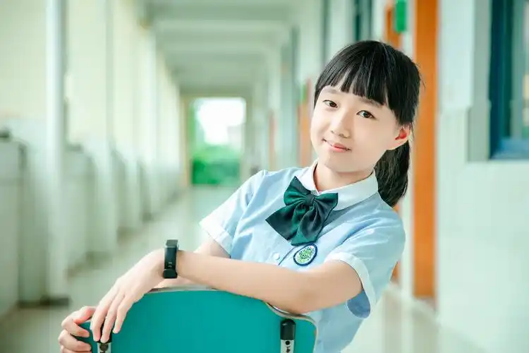 学院路小学毕业照——个人写真照