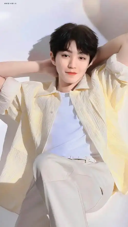 健身房又偶遇王俊凯#王俊凯被路人偶遇不是在拍戏就是在健身,帅气佑