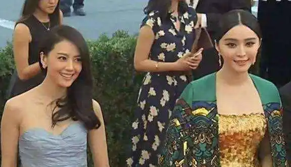 原创高圆圆米兰达可儿林志玲同框比美但都比不过她睡着也像公主