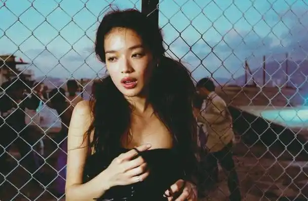 舒淇激励众人:回归最真实的自己,才是最勇敢的行为!