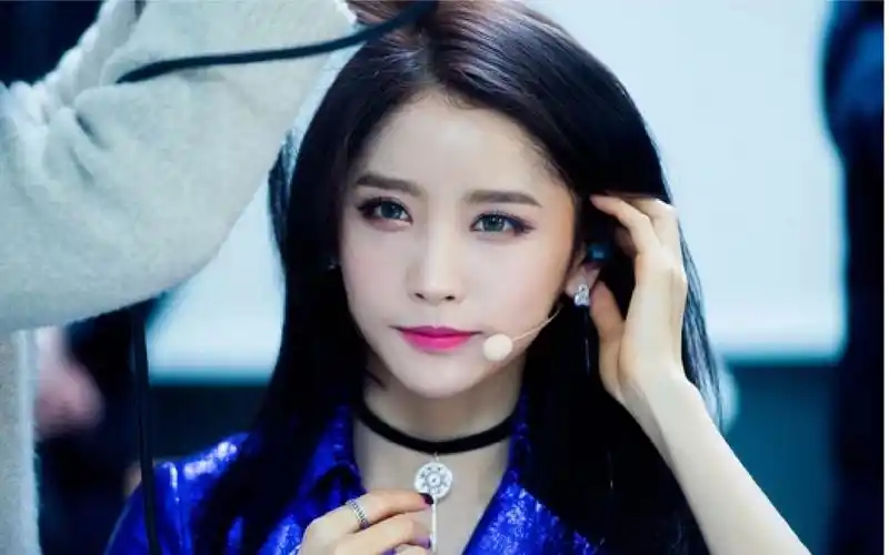 hellovenus女神 82李瑜瑛82 性感紫薇高能合集 [rockfire2006]