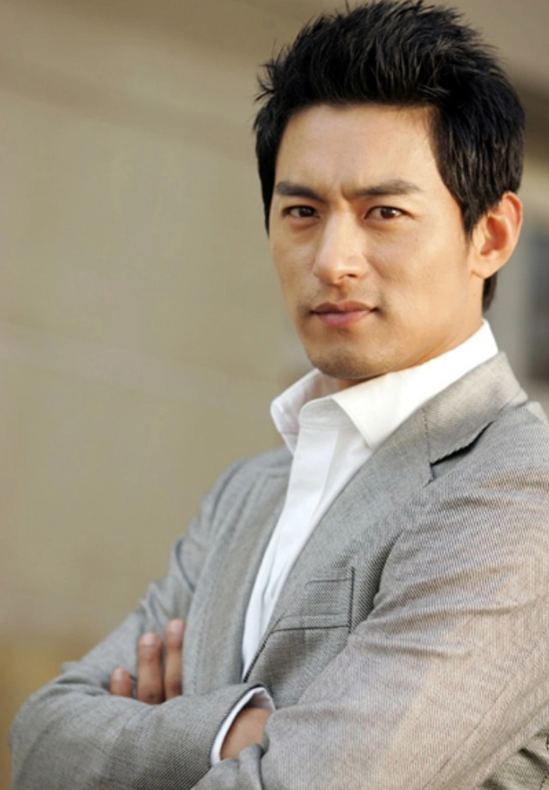 朱镇模恋情曝光!女方为小10岁的年下医生