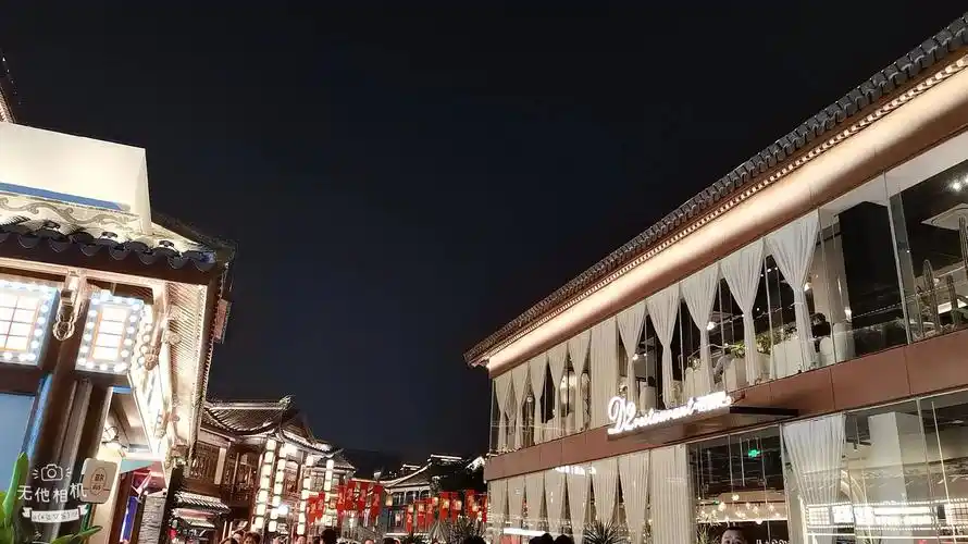 生活明朗,万物可爱.人间值得,未来可期 - 抖音