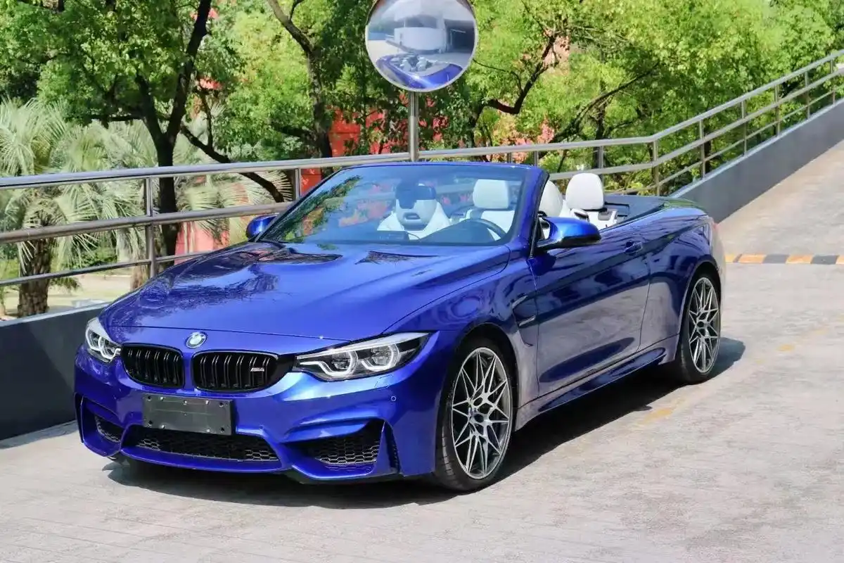 宝马m4敞篷精品二手车