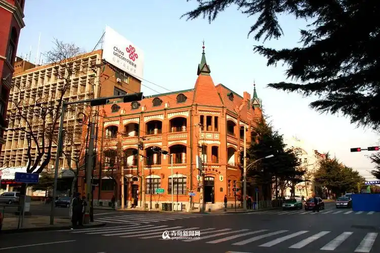 高清盘点青岛德式建筑群百岁老楼重焕青春