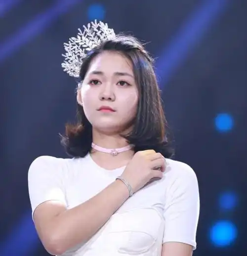 段奥娟个人资料简介