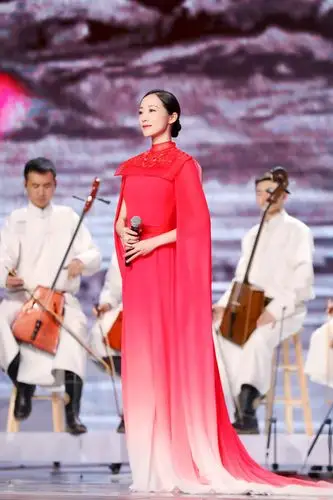 惊艳巴黎的盖娅传说,让世界聆听中国设计的声音