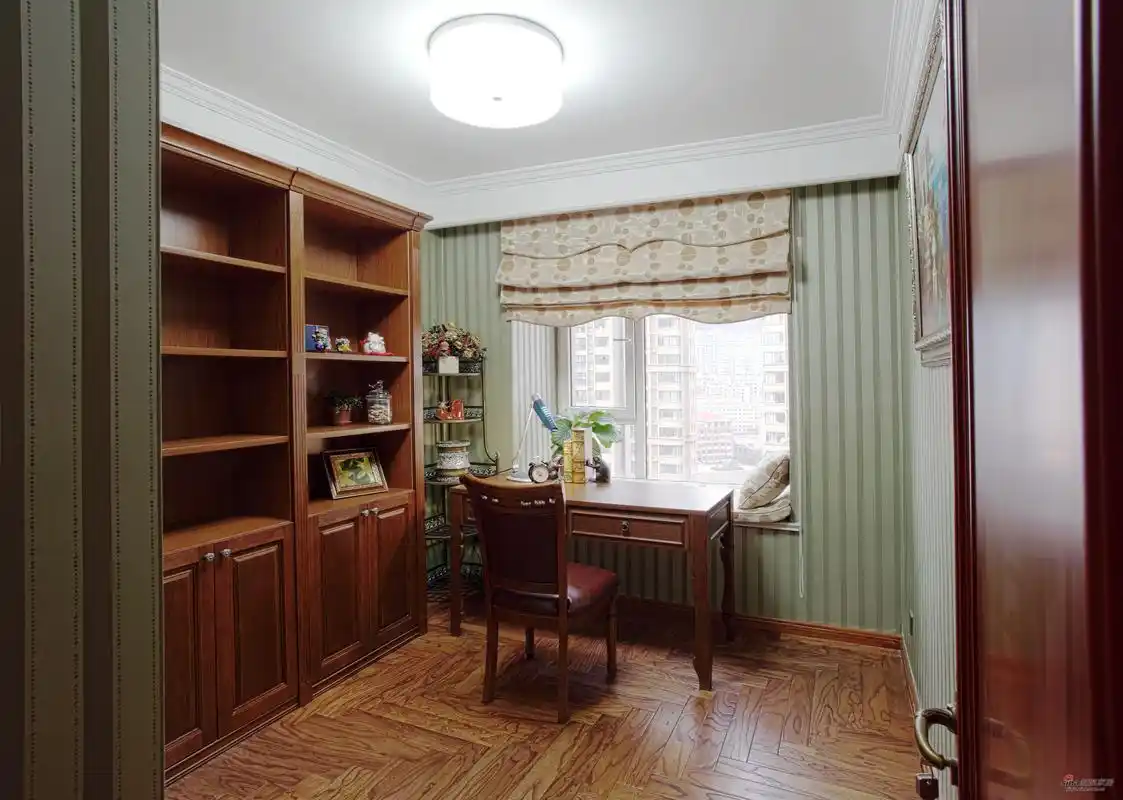 美式 三居 书房图片来自用户1907686233在【高清】146平典雅美式风格