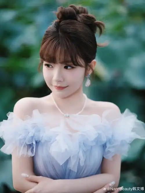 日报·梦想音乐会今天是可爱中带着优雅的71566赖美云超话妆发