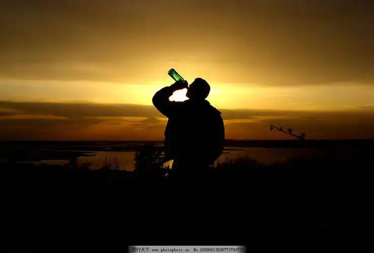 梦见掉了三颗假牙(梦见掉了几颗假牙)-周公解梦大全查询