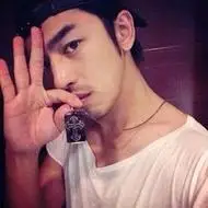 男人味十足的陈柏霖头像爱你爱到无可救药