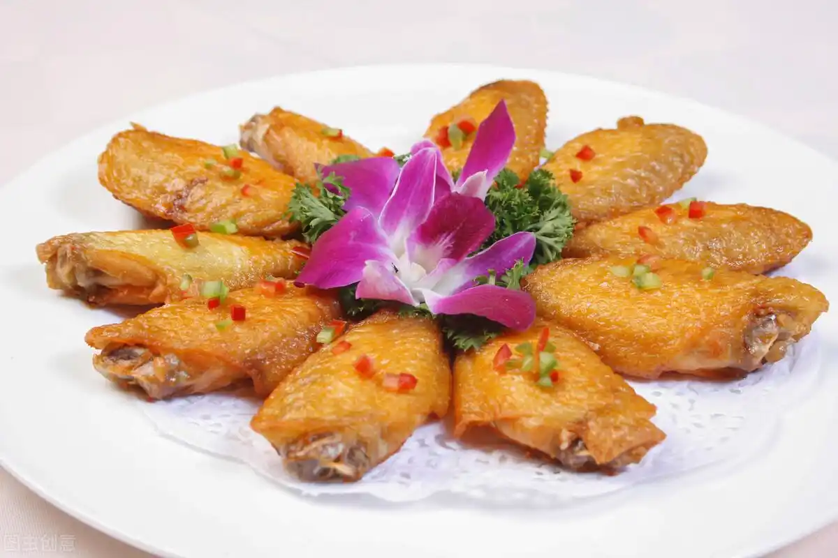 蒜香炸鸡翅,外焦里嫩超美味,美味小零食,快手又易学的家常菜