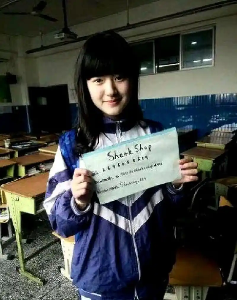 虽然个头小但美 #浪漫生活的记录者# #小时候# #娱乐圈# #赵露思# #我