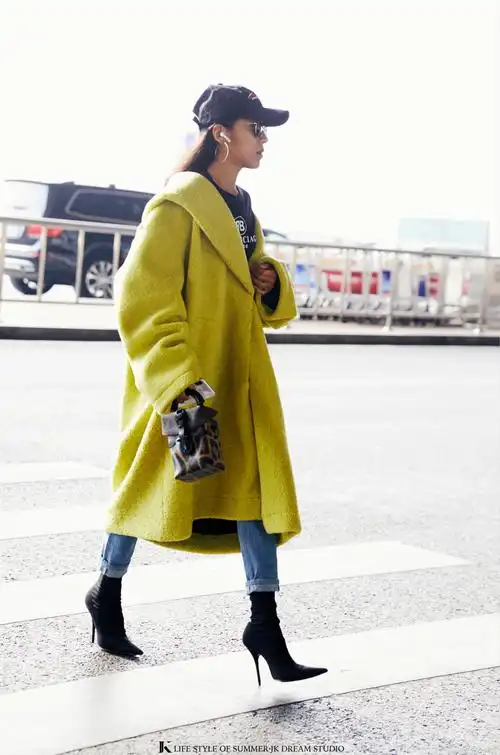 吉克隽逸冬装机场街拍包裹严实潮流感爆棚