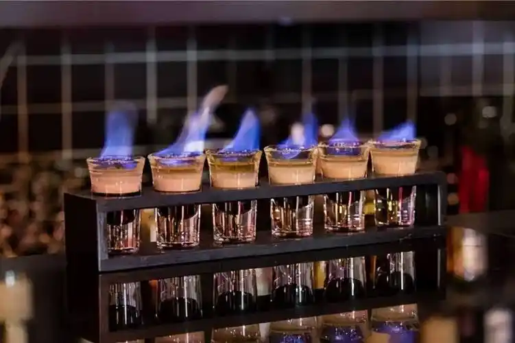 酒推荐|14款常见的夜店,酒吧鸡尾酒