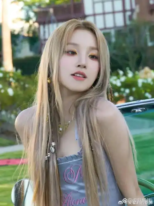 宋雨琦头像第一弹