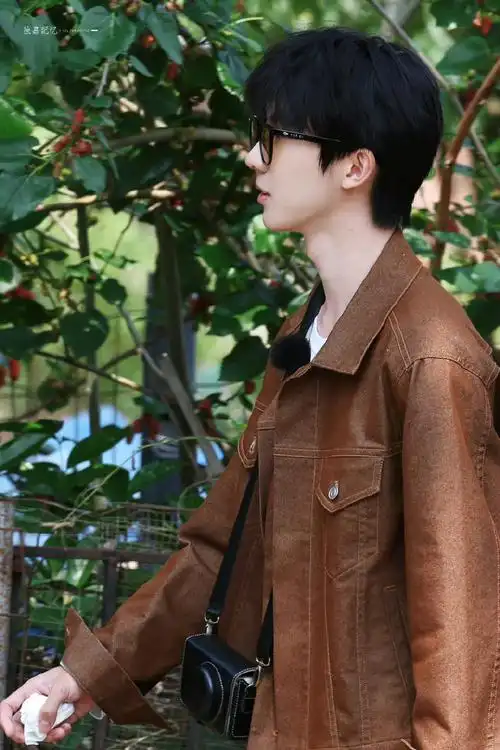 相机 咖啡馆7515    已经代入和小马的约会日常了06    #马嘉祺