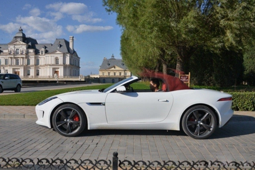 传奇"type" 试驾捷豹双座运动敞篷跑车