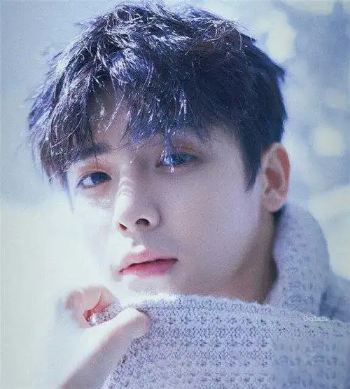 清爽帅气男生烫发 纹理定位烫最受欢迎