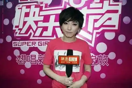 她要复出翻红了?_刘忻_节目_舞台