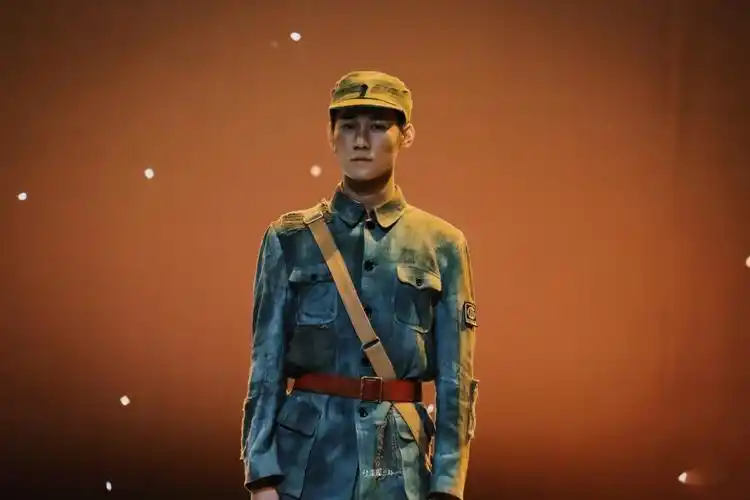 张真源铁流东进小柴火