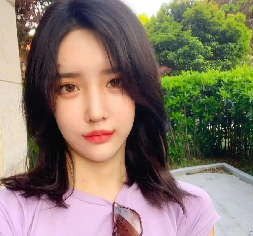 网红"潘南奎"曝光,花百万巨资整成baby,网友:"塑料美人"