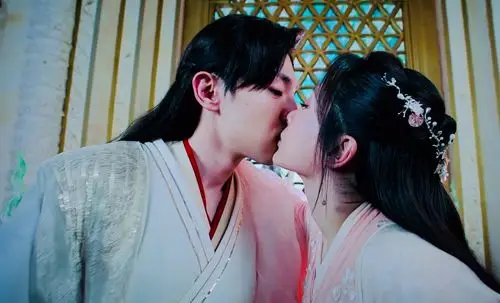 《香蜜》杨紫邓伦这对cp我吃定了,不要拦我好伐?