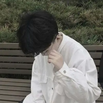 情侣头像真人一人一半,呆萌一对