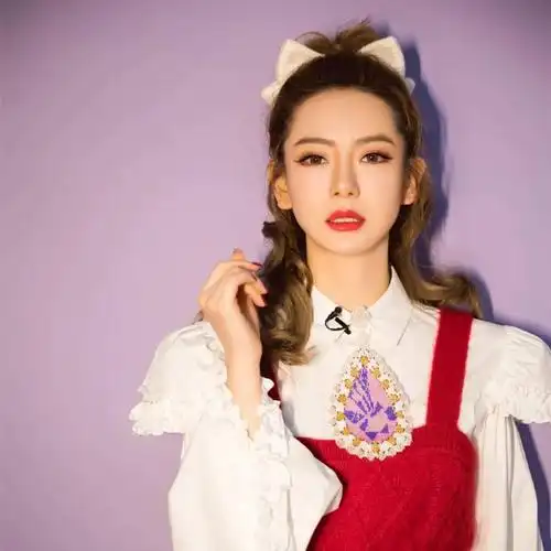 【微信头像】戚薇