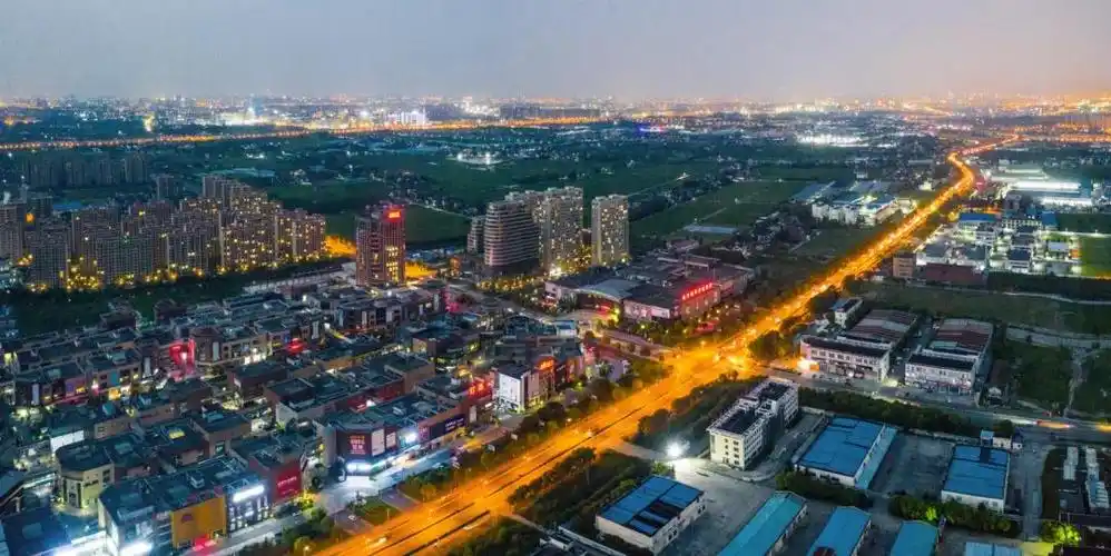 重固镇派出所新建工程项目顺利封顶_工作动态_重固镇_上海市青浦区